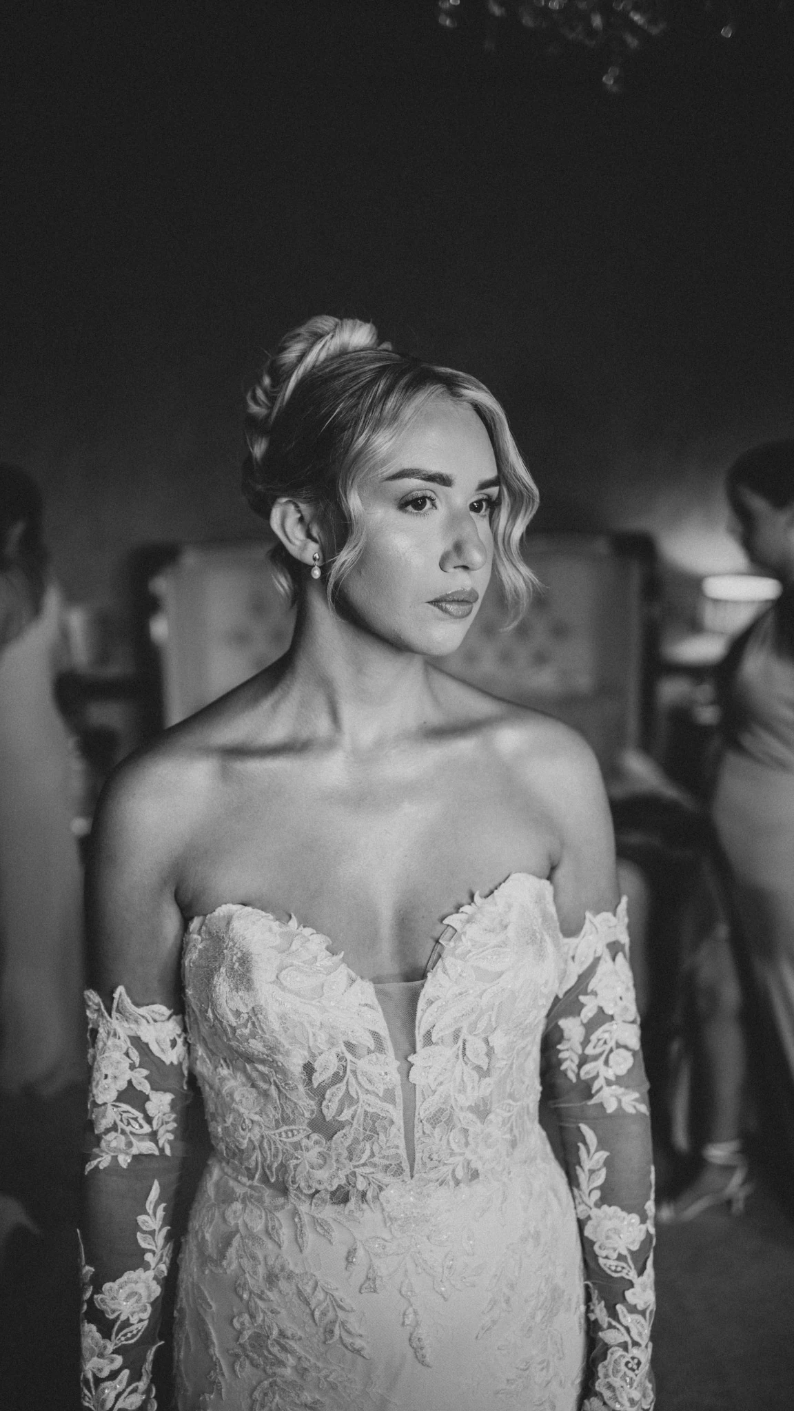 Anna & Tyrone bridal hair at Rise Hall — photograph 2.