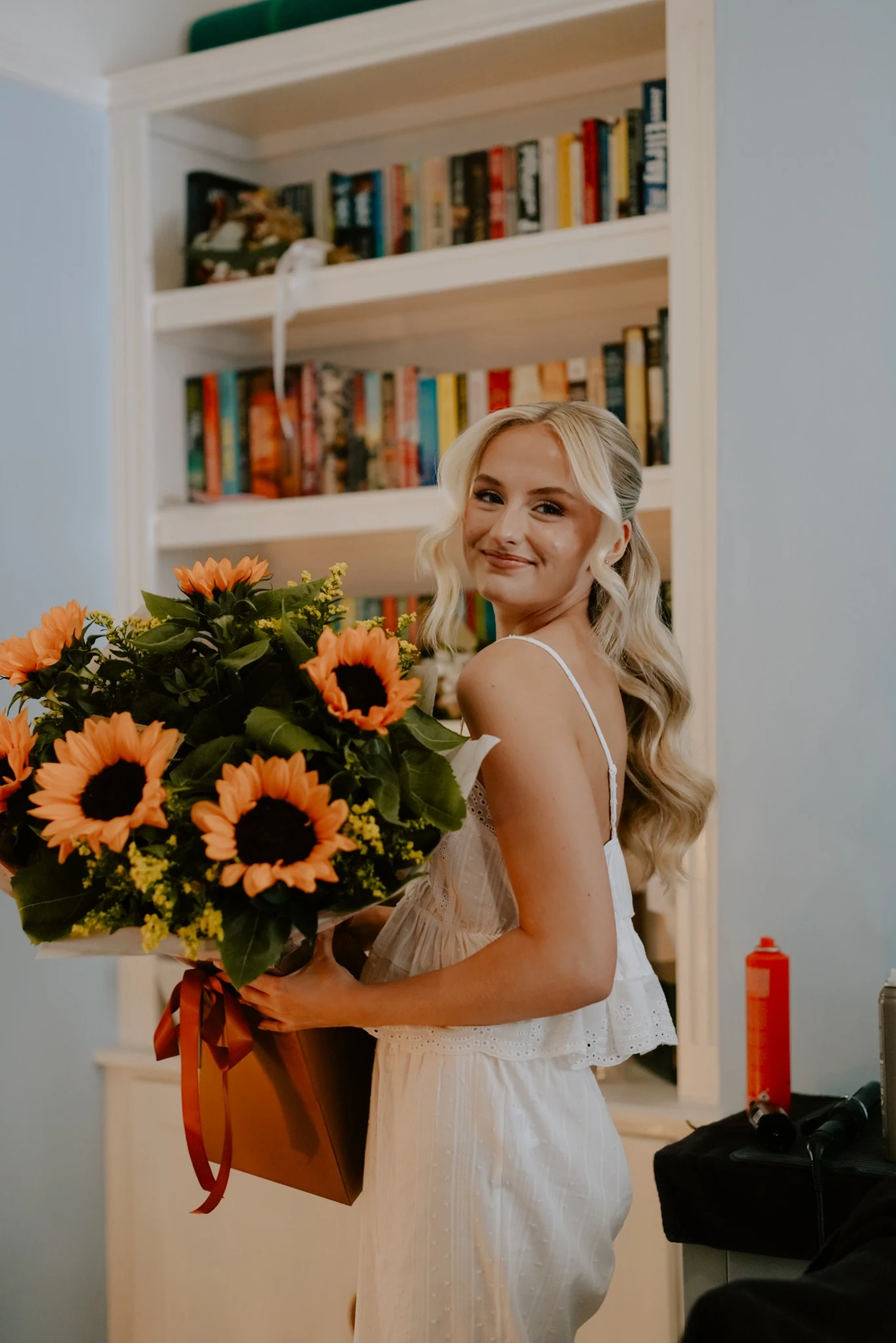 Mr & Mrs Payne bridal hair — photograph 4.