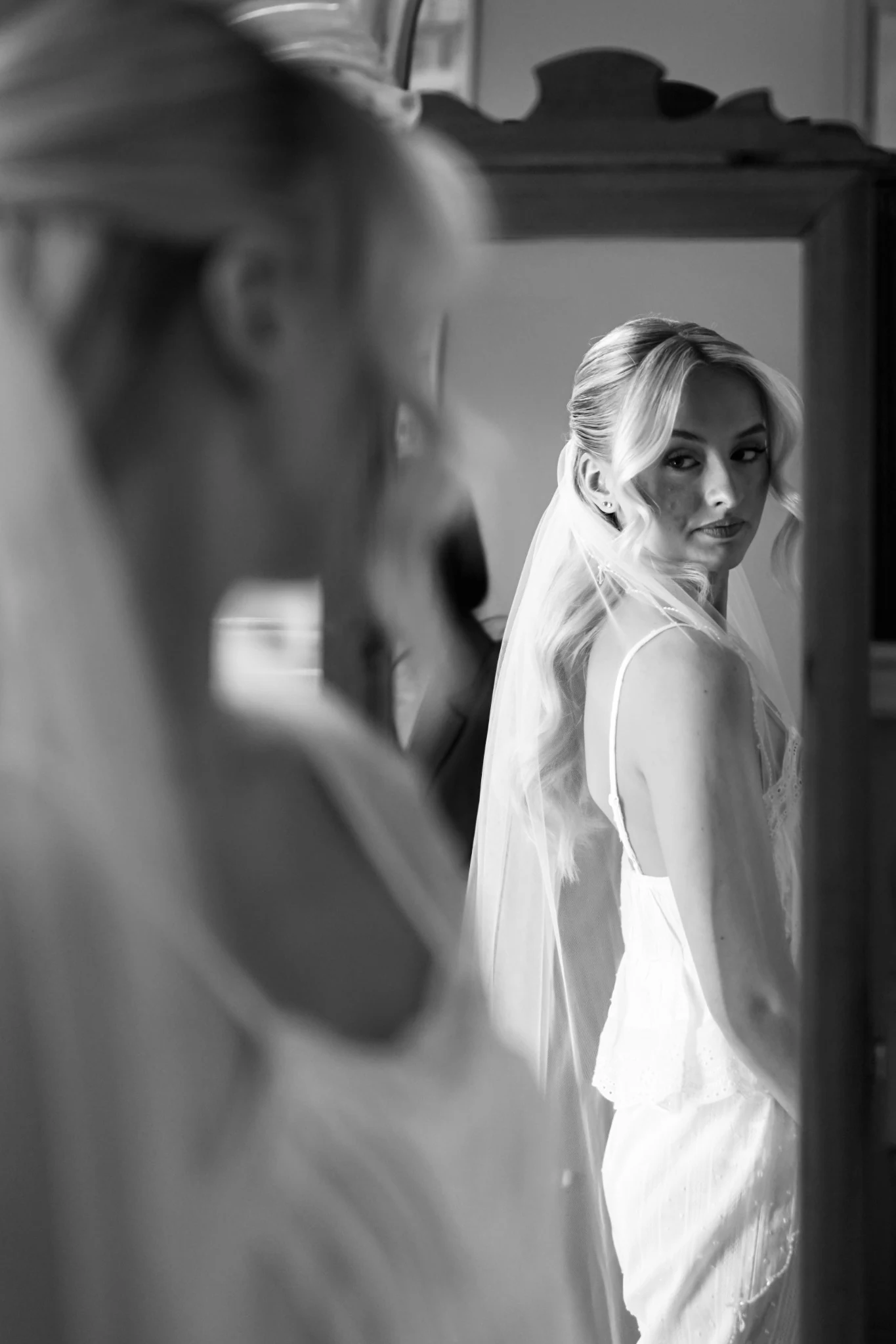 Mr & Mrs Payne bridal hair — photograph 2.