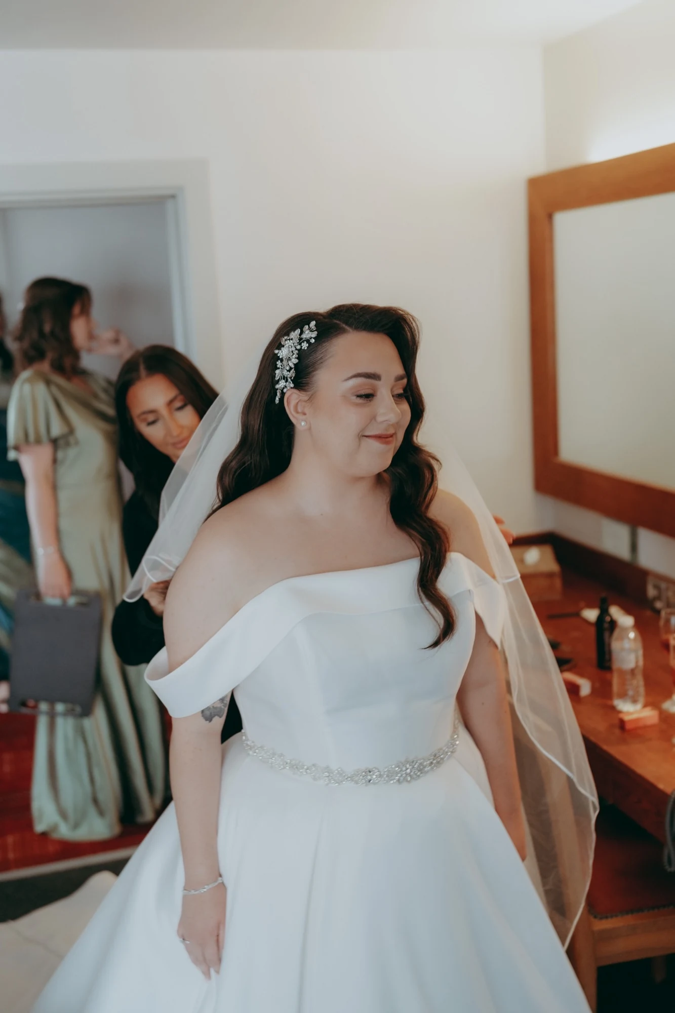 Molly & Ben bridal hair at Lazaat — photograph 1.