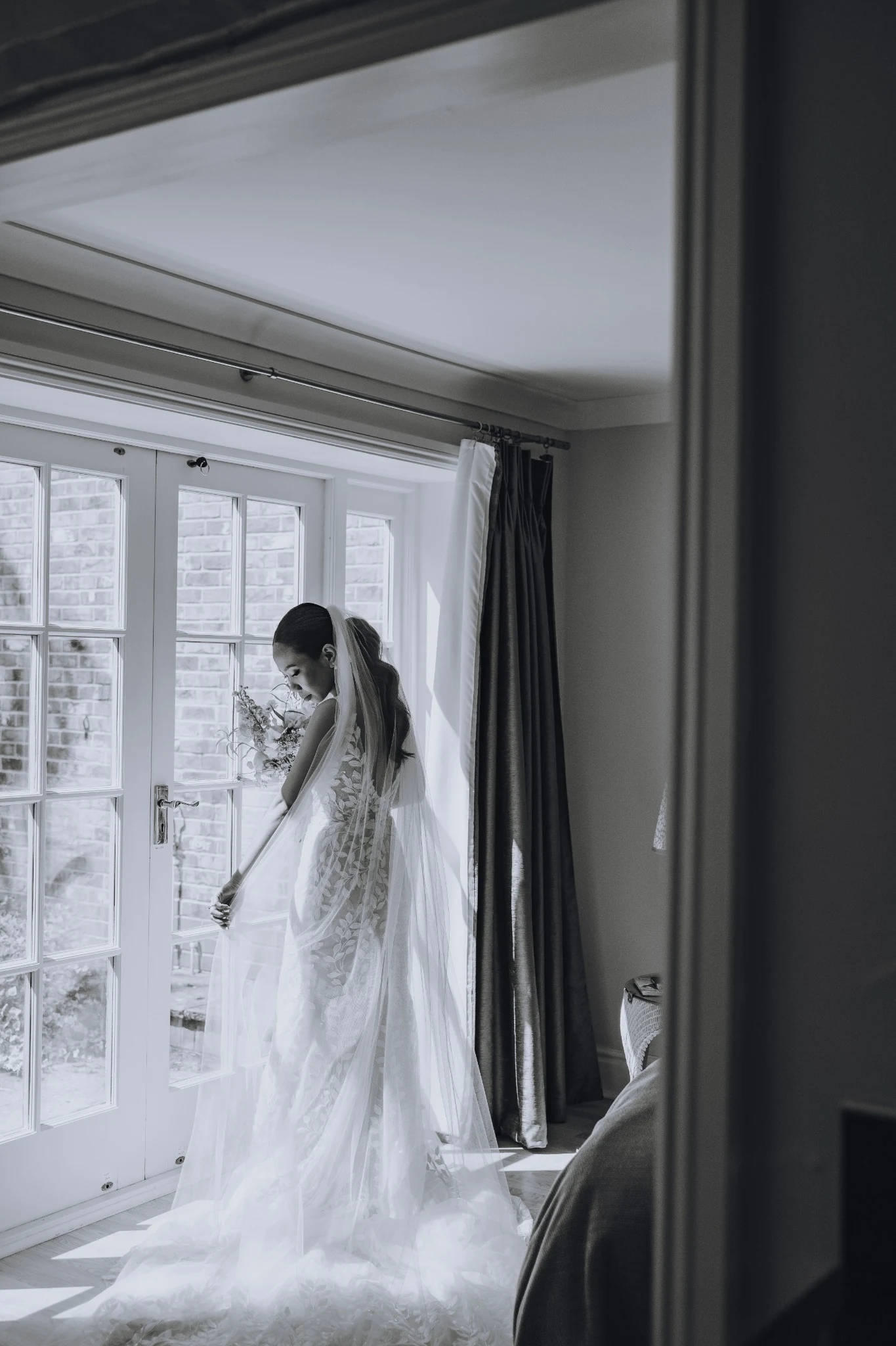 Loi & Tom bridal hair at Beverley Barn — photograph 5.